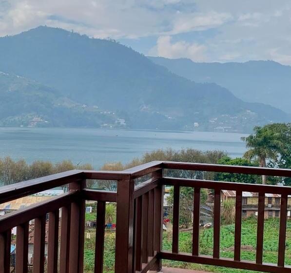 اتاق لوکس یک تخته, Chino Pokhara