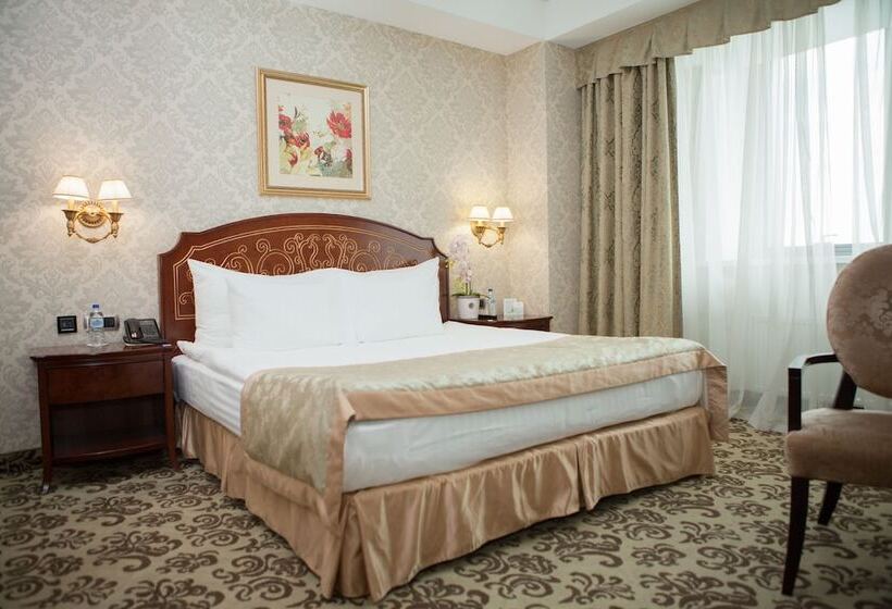 سوییت, Grand Hotel Vidgof