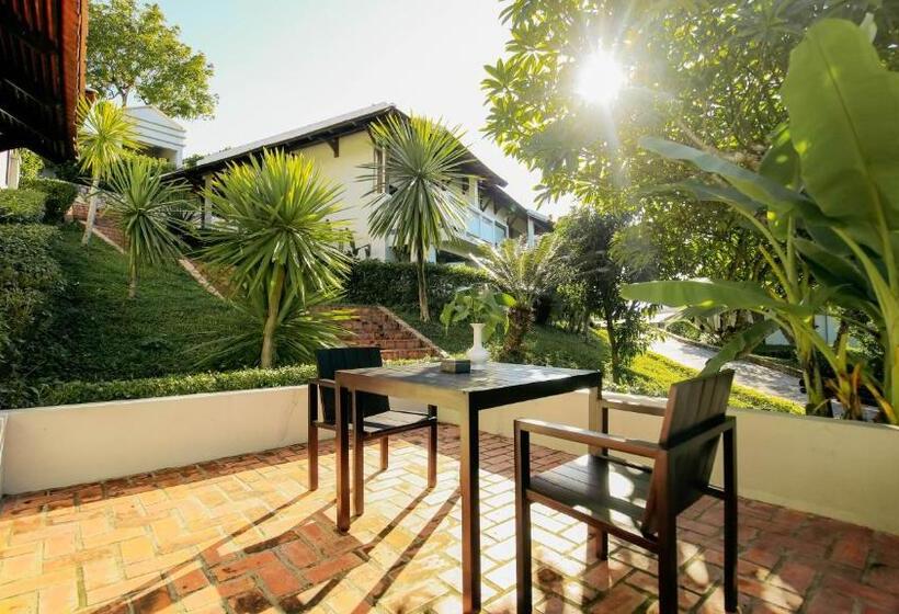 스탠다드 룸 킹사이즈 침대, Luang Prabang View