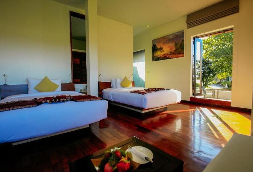 חדר דחוקס עם מיטת קינג, Luang Prabang View