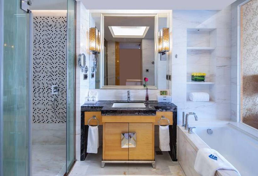 Номер Стандарт, Wyndham Grand Plaza Royale Colorful Yunnan