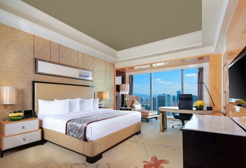 Люкс Повышенной Комфортности, Wyndham Grand Plaza Royale Colorful Yunnan