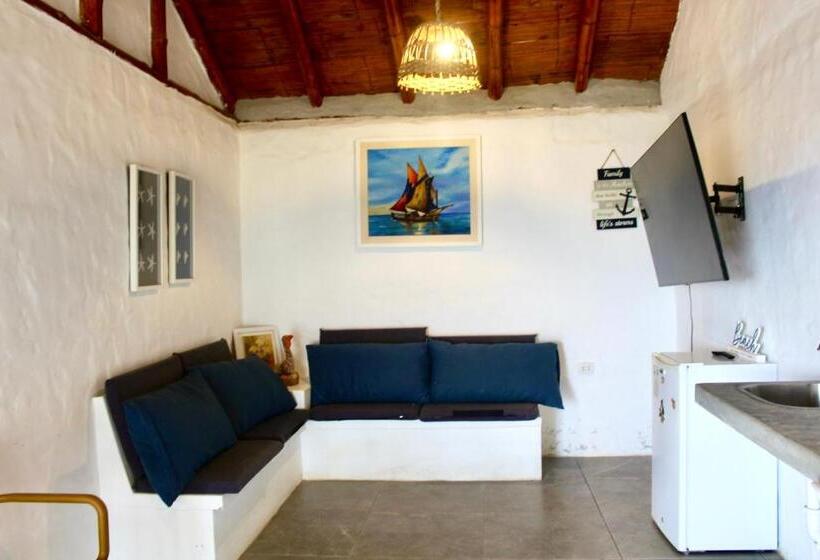 Номер Стандарт Вид на Море с Балконом, Marina Bungalows
