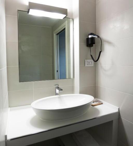 Номер Стандарт Трехместный, 57 Reshotel Orio
