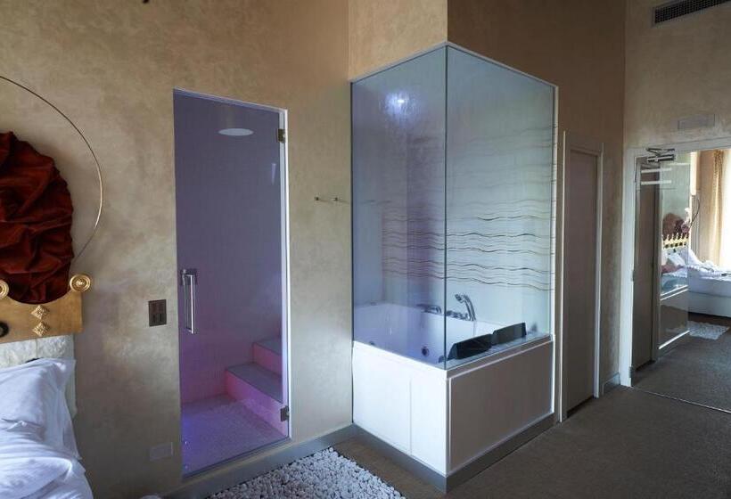 Номер Deluxe с Гидромассажем, Guesthouse O Affittacamere Irooms Pantheon