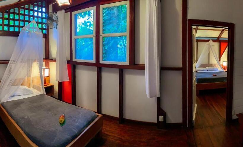 غرفة عائلية, Namuwoki Lodge