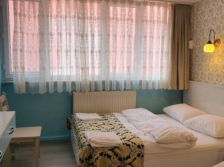スタンダードトリプルルーム, Tulip Guesthouse