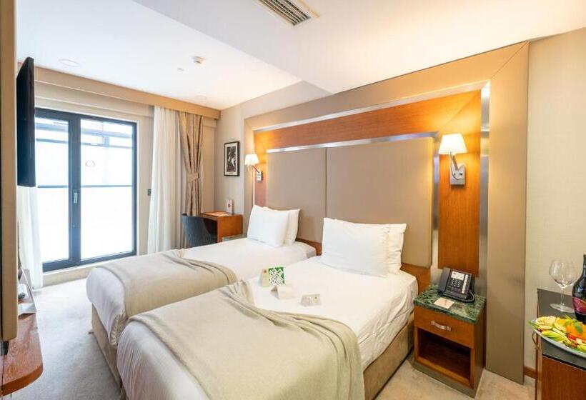 Connecting 1 Bedroom Apartment, Dosso Dossi Hotels Old City
