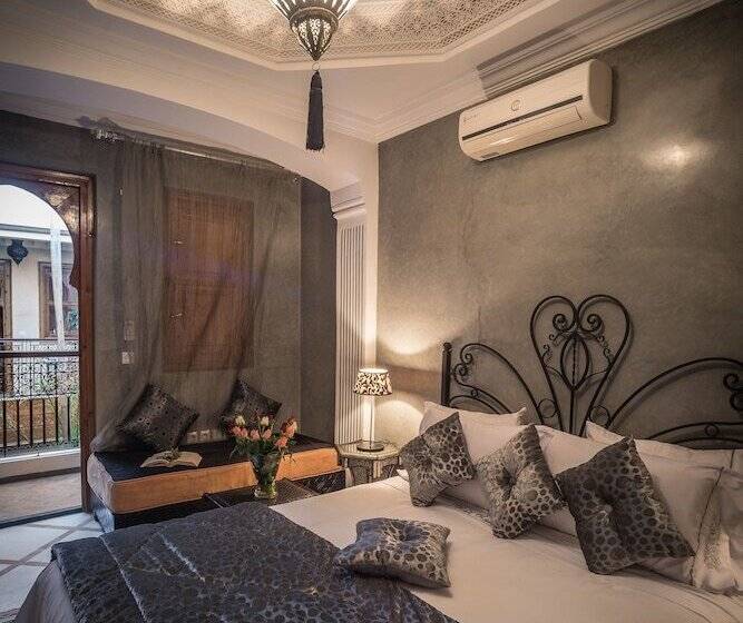 اتاق سوپریور, Riad Dar Attika