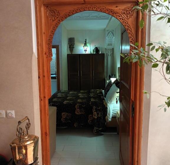 سوییت, Riad Dar Attika