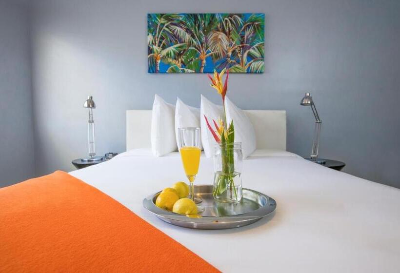 חדר סטנדרט מותאם לאדם עם מוגבלויות, Hollywood Beach Suites And