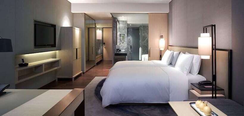 سوییت, New World Beijing