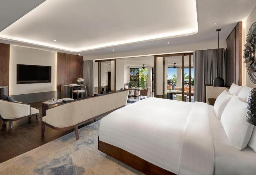 Люкс Кровать Кинг, Intercontinental Bali Sanur Resort, An Ihg