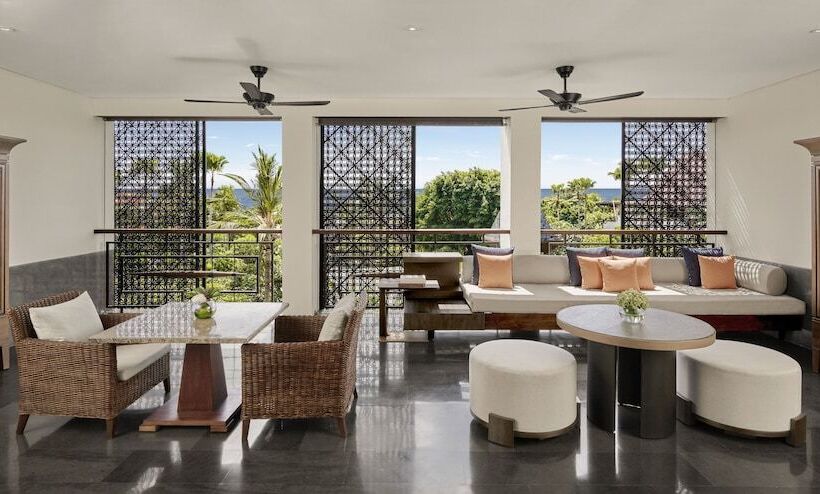Люкс Вид на Сад, Intercontinental Bali Sanur Resort, An Ihg