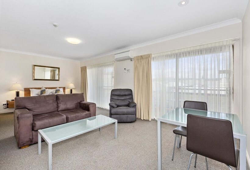 اتاق اجرایی, Comfort Inn Centrepoint Motel
