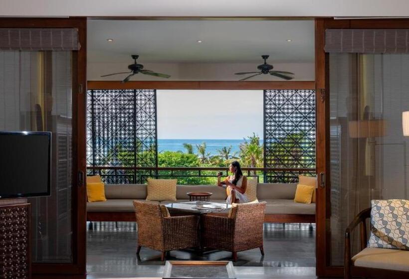 Люкс Кровать Кинг, Intercontinental Bali Sanur Resort, An Ihg