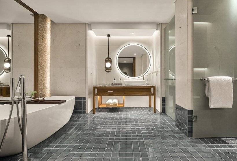 Полулюкс, Intercontinental Bali Sanur Resort, An Ihg