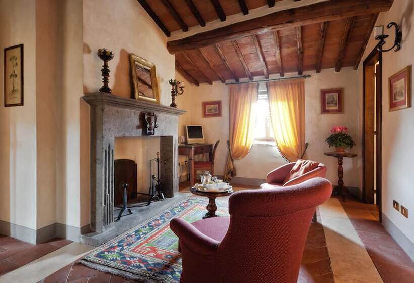 Полулюкс, Castello Di Spaltenna Exclusive Resort & Spa