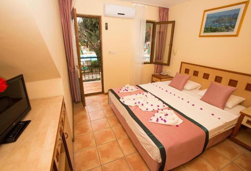 Номер Стандарт Вид на Сад, Katre Hotel Oludeniz