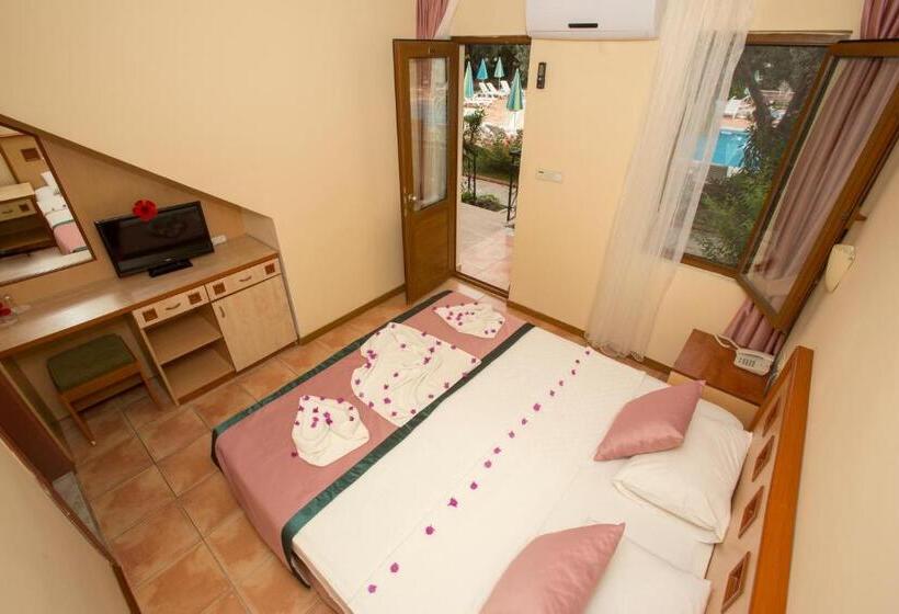 Номер Стандарт Вид на Сад, Katre Hotel Oludeniz