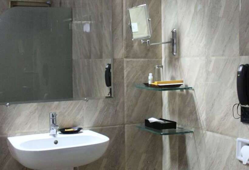 Номер Executive, Ras By Treat Resorts, Silvassa