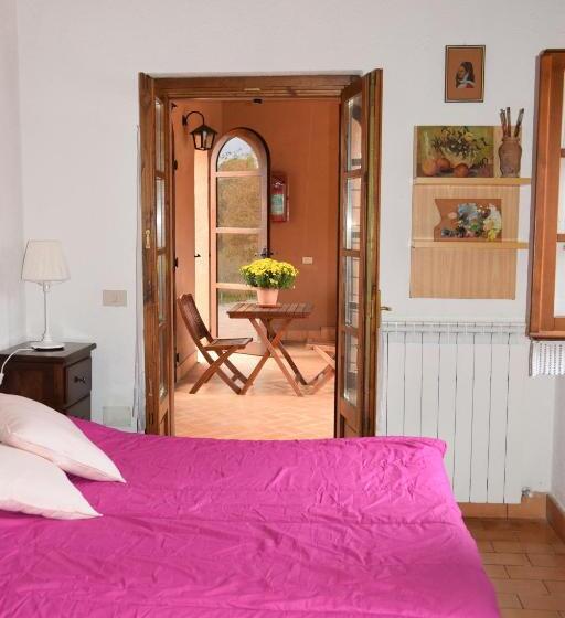 اتاق لوکس با چشم‌انداز باغ, Agriturismo Gioie Di Campagna