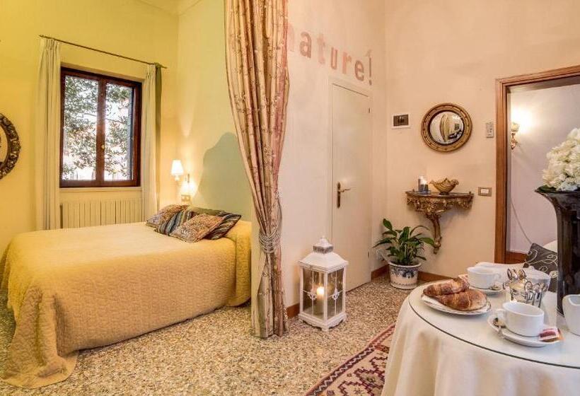 اتاق سوپریور, Ca' Della Corte