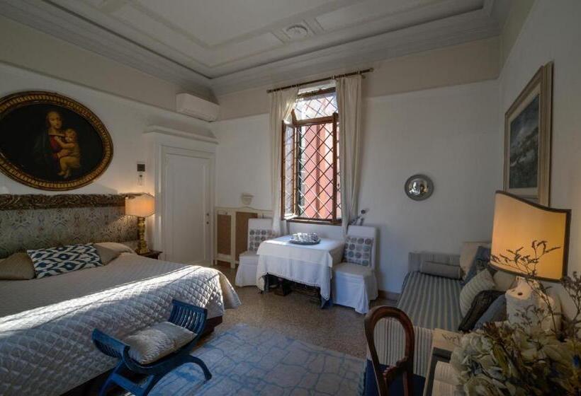 اتاق سوپریور, Ca' Della Corte