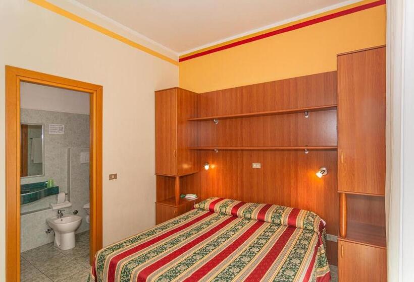 Quarto Triplo Standart, Dolly