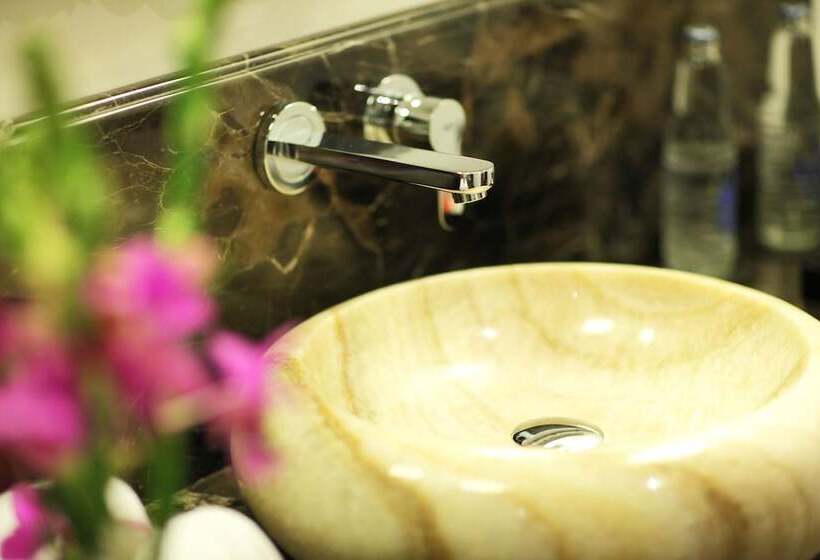 Люкс, Kejora Suites