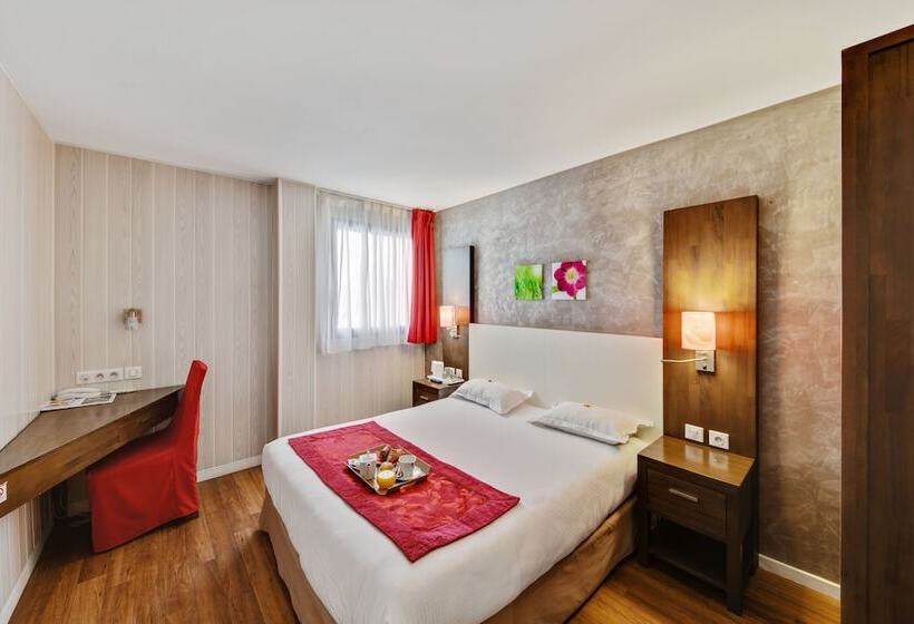 Номер Стандарт Трехместный, Paris Pacific Paris Villejuif  Pres Du Metro L Hay Les Roses Ligne 14   Direct Paris Aeroport Orly E