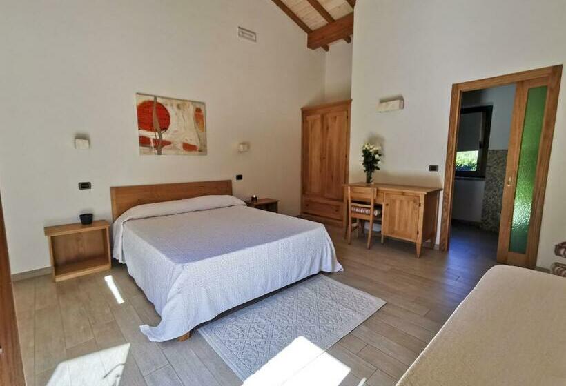 Номер Deluxe, Agriturismo Le Fornaci   Camera Ginestra