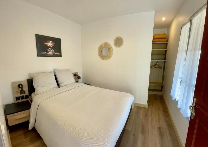 Номер Стандарт, Chambres Zazpiak
