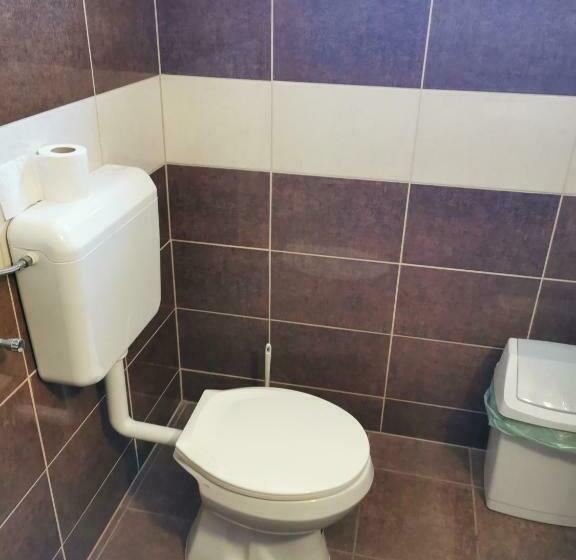 Номер Стандарт Трехместный, Strand Motel, Vígadó Csárda