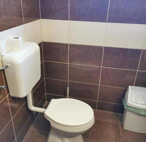Четырехместный Номер Стандарт, Strand Motel, Vígadó Csárda