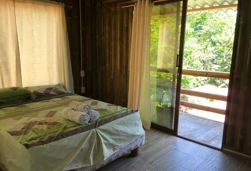 标准间带阳台, Hostal Fara
