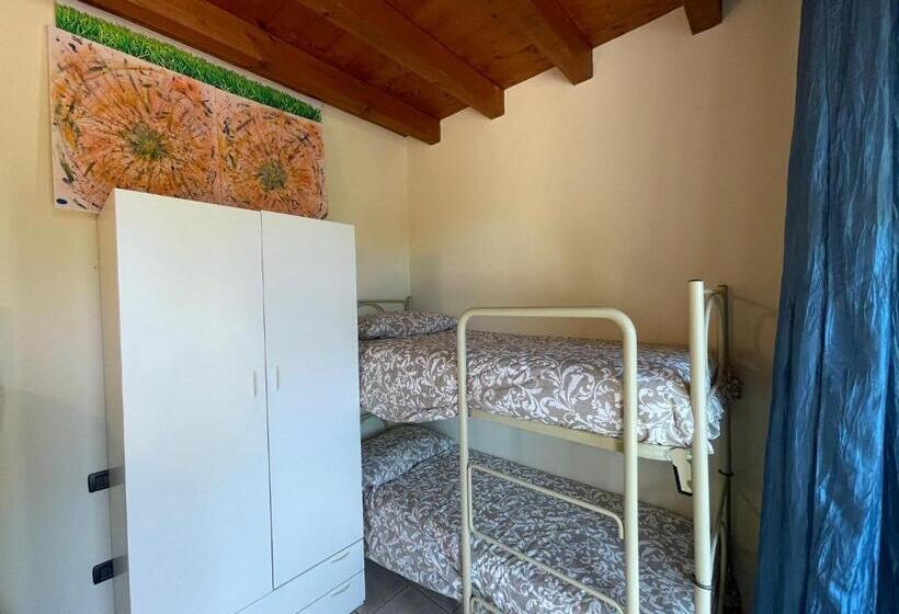 ファミリールーム, La Fiocchina   Magic Place   Apartments & Studios In Garda Lake   Countryside Farmhouse, Inside The