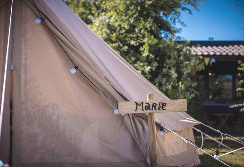 Standard Tent, Boris & Barney