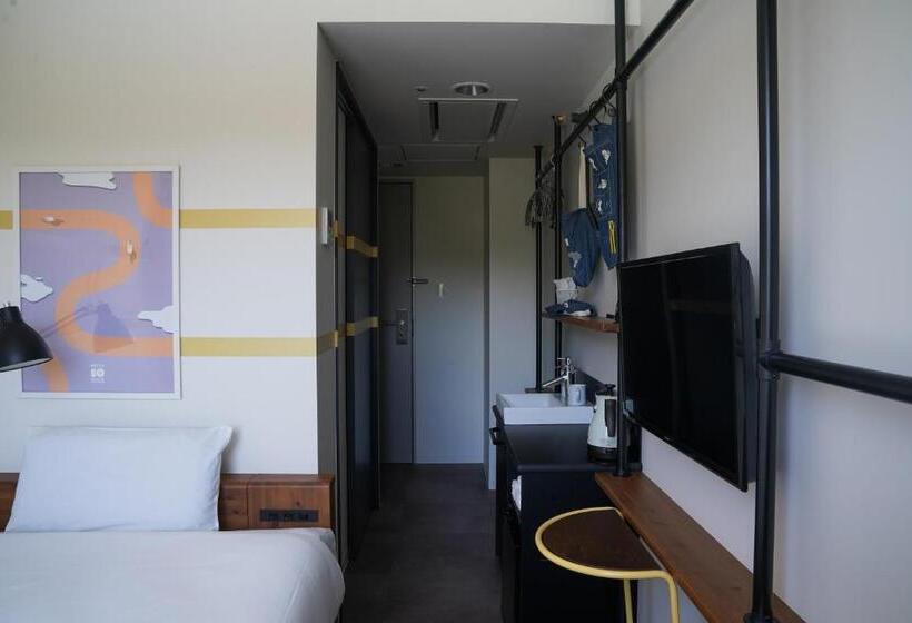 Номер Economy, Setouchi Keirin Hotel 10 By Onko Chishin