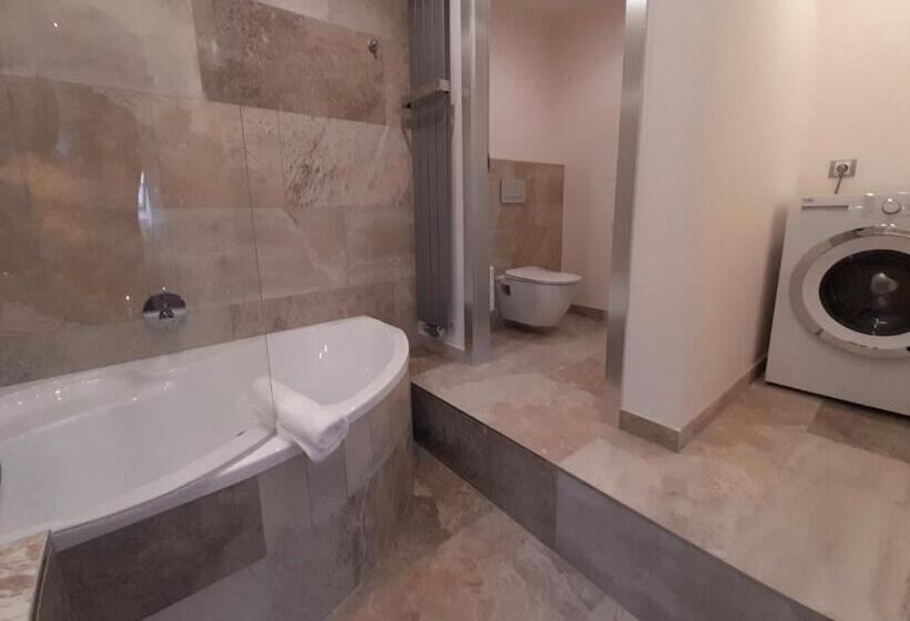 Апартаменты 1 Спальня, Residence Mariánská