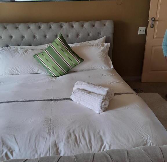 スタンダードルーム, Fountain Beach House Ikhaya