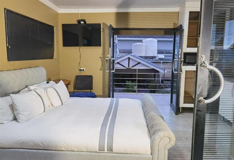 デラックススタジオ, Fountain Beach House Ikhaya