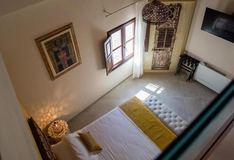 带按摩浴盆的套房, Moon S Tower Suite&rooms