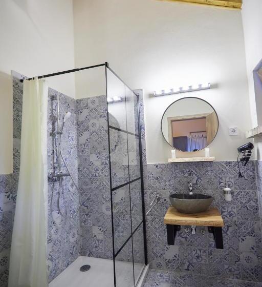اتاق استاندارد برای معلولان, Complex Butoaiele Transilvaniei   Cazare & Spa   Natura   Relaxare