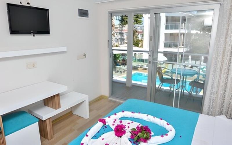 اتاق استاندارد یک نفره, Clover Magic Altinkum Park
