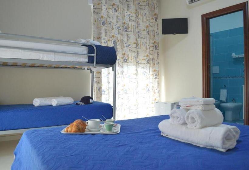 اتاق استاندارد چهار تخته, B&b Riviera Azzurra