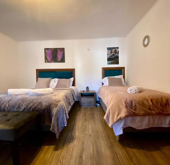 اتاق استاندارد سه نفره, Restaurant Pensiunea Carmen