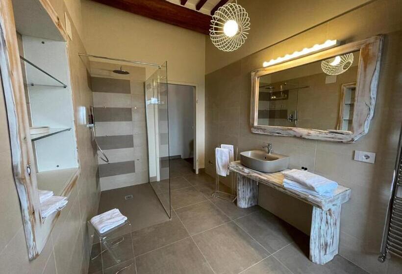 Номер Deluxe, Tenuta Di Montemassi Fattoria