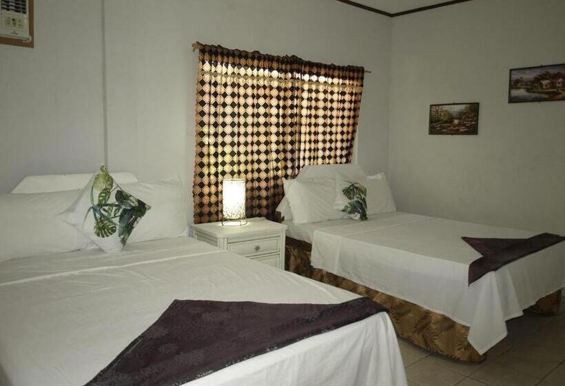 Четырехместный Номер Deluxe, The Sharks Tail Dive Resort