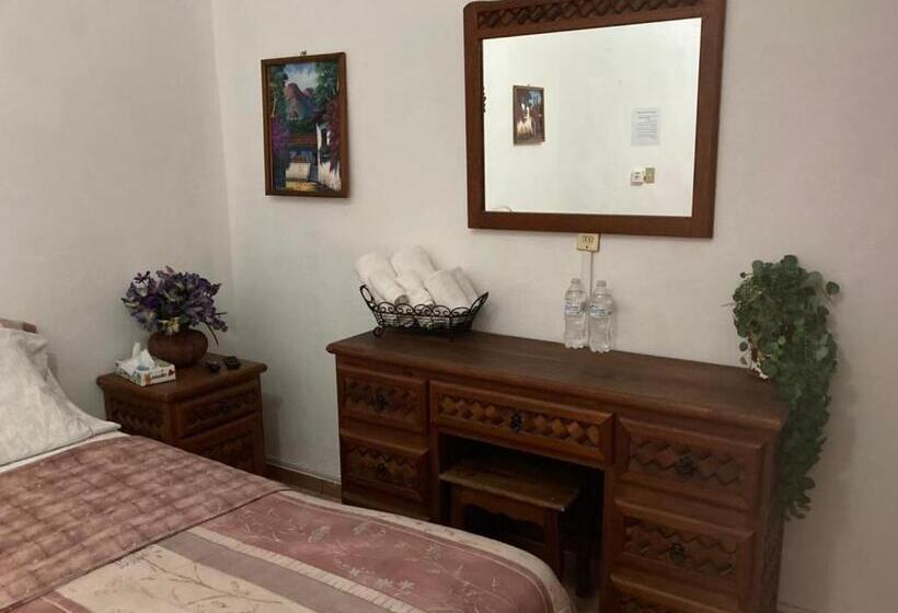 スタンダードルーム, Hostal Casa Blanca